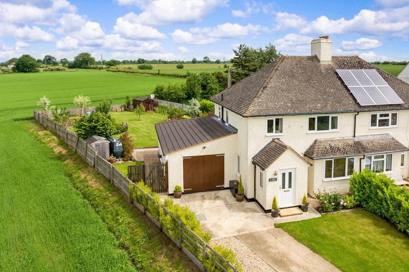 Aston View, Somerton, Bicester, Oxfordshire, OX25 6NH