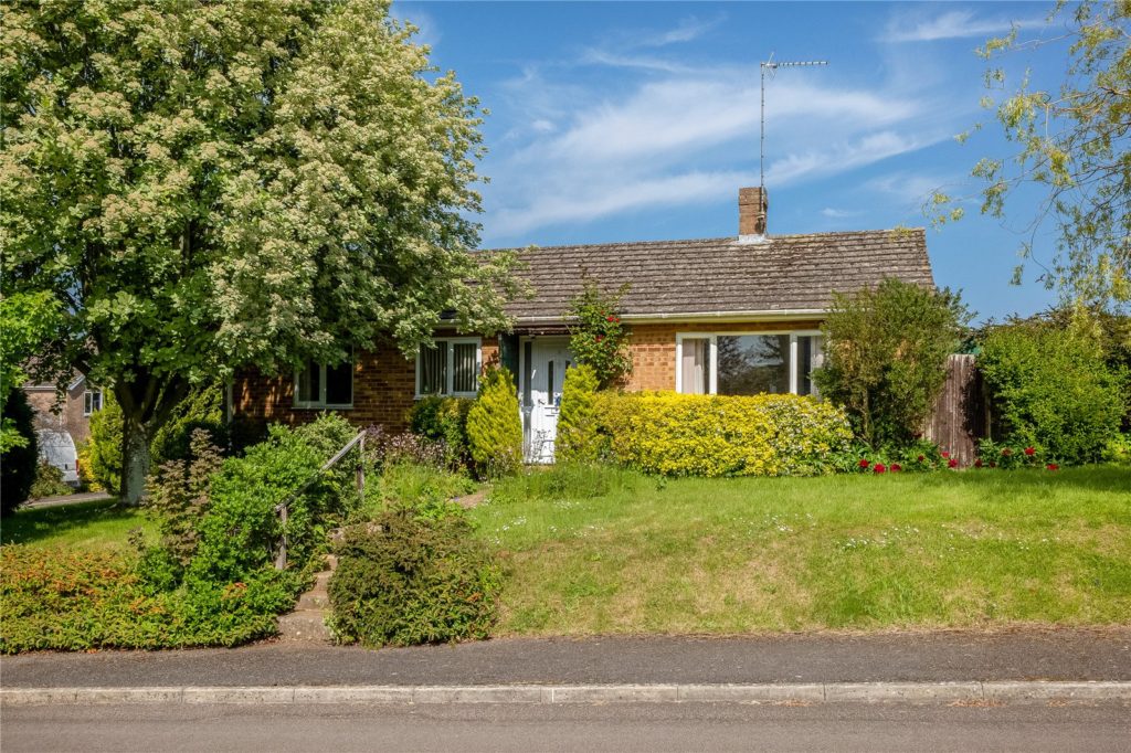 St Johns Way, Hempton, Banbury, OX15 0QR