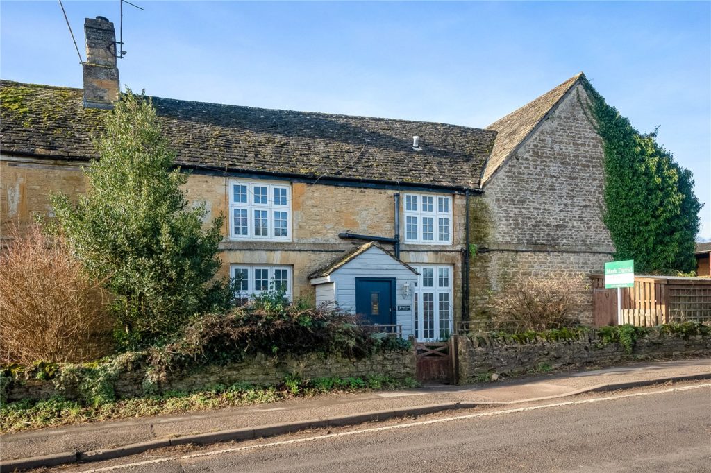 Chapel House Cottages, Chapel House Grounds, Chipping Norton, OX7 5SZ