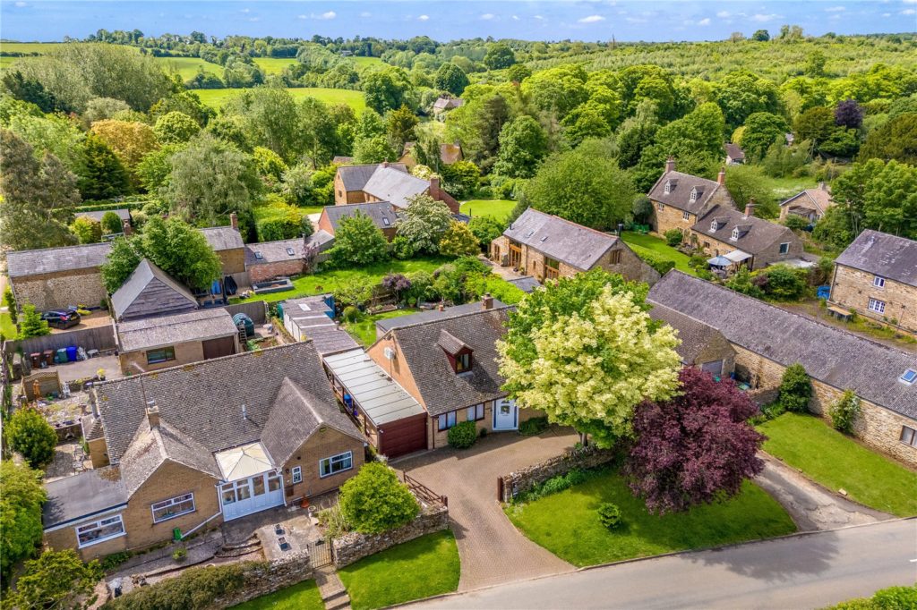 The Bourne, Hook Norton, Oxfordshire, OX15 5PB