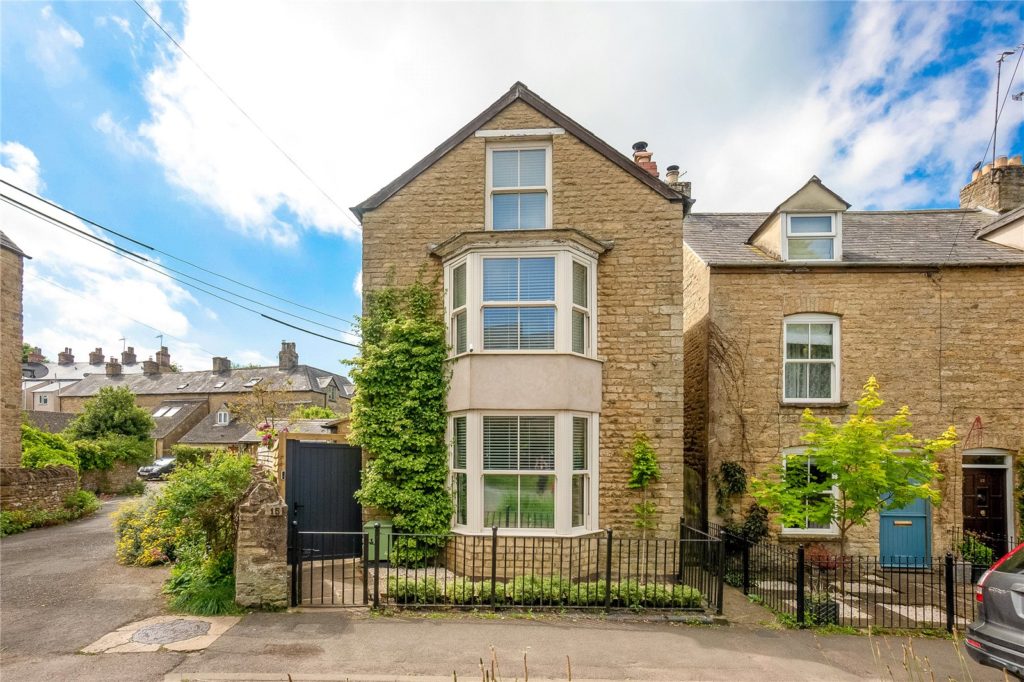 London Road, Chipping Norton, Oxfordshire, OX7 5AX