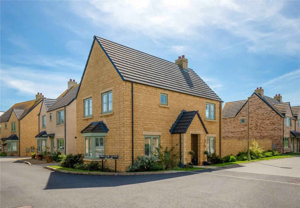 Willow Close, Milton-Under-Wychwood, Chipping Norton, Oxfordshire, OX7 6RF