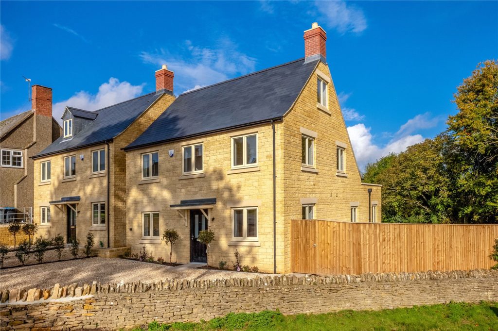 Cleveley Road, Enstone, Chipping Norton, OX74LL