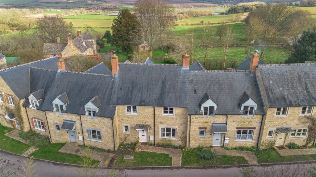 Home Farm Lane, Middle Aston, Bicester, Oxfordshire, OX25 5PR